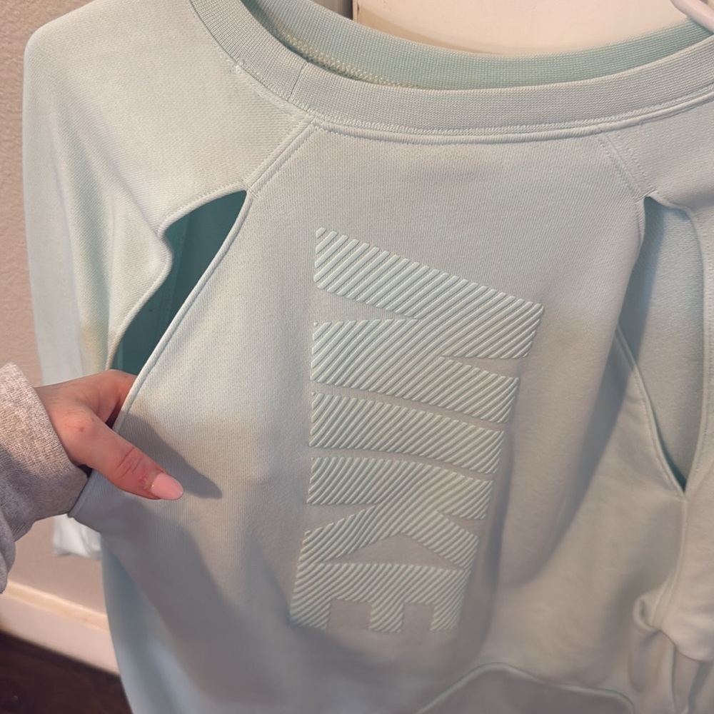 Nike Light Blue Long Sleeve Cropped Sweatshirt - Picture 5 of 10